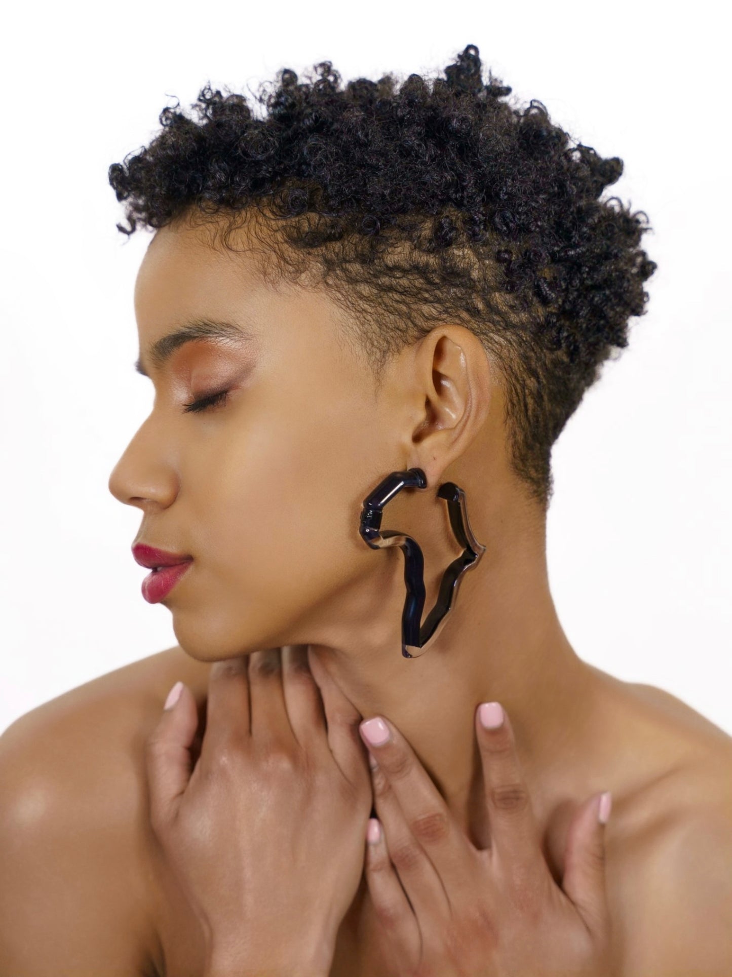 Peekaboo Africa Lucite Hoops